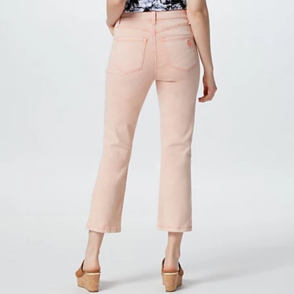 Laurie Felt Regular Daisy Denim Straight Crop | Peach Pink - Picture 2 of 3